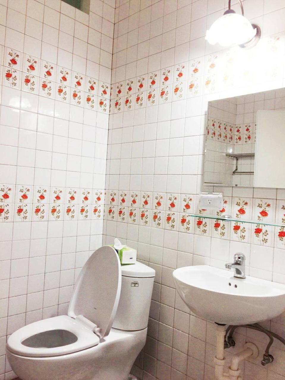 星夜神農 Apartment Тайнан Екстериор снимка